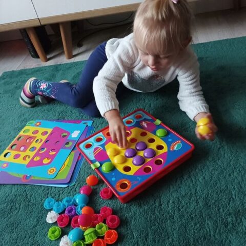 MalPlay Układanka Edukacyjna Montessori Mozaika Gra Guzikowa Trening Małej Rączki